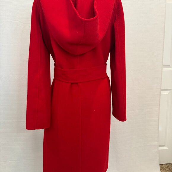 ELI TAHARI BEAUTIFUL KILM RED COAT - Picture 2 of 9
